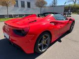Ferrari 488 Spider CABRIO - : Rot, Cabrio