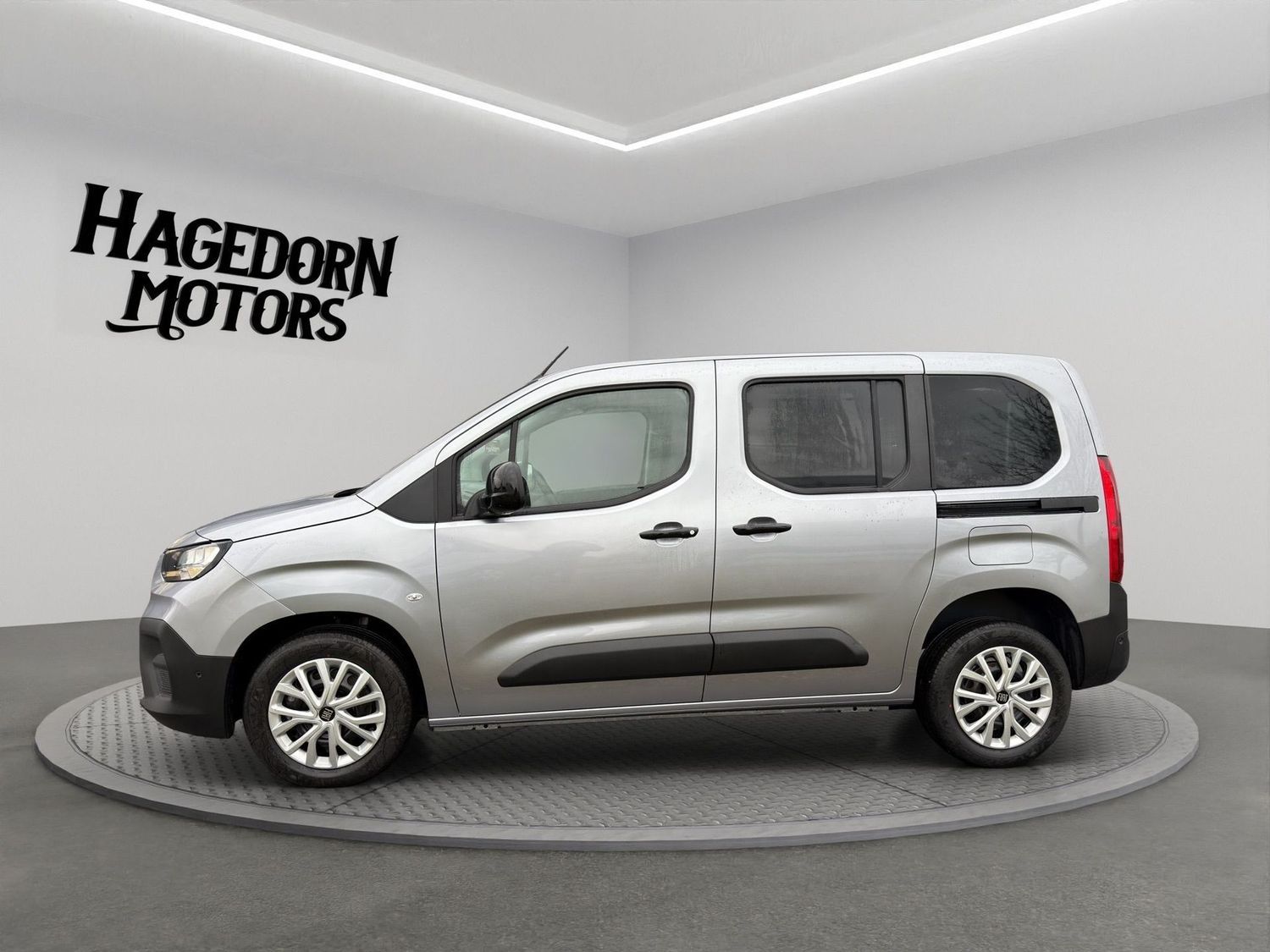 Fiat Doblo Kombi L1 1.5 BlueHDi LED KAMERA TAGESZULAS imagem 3