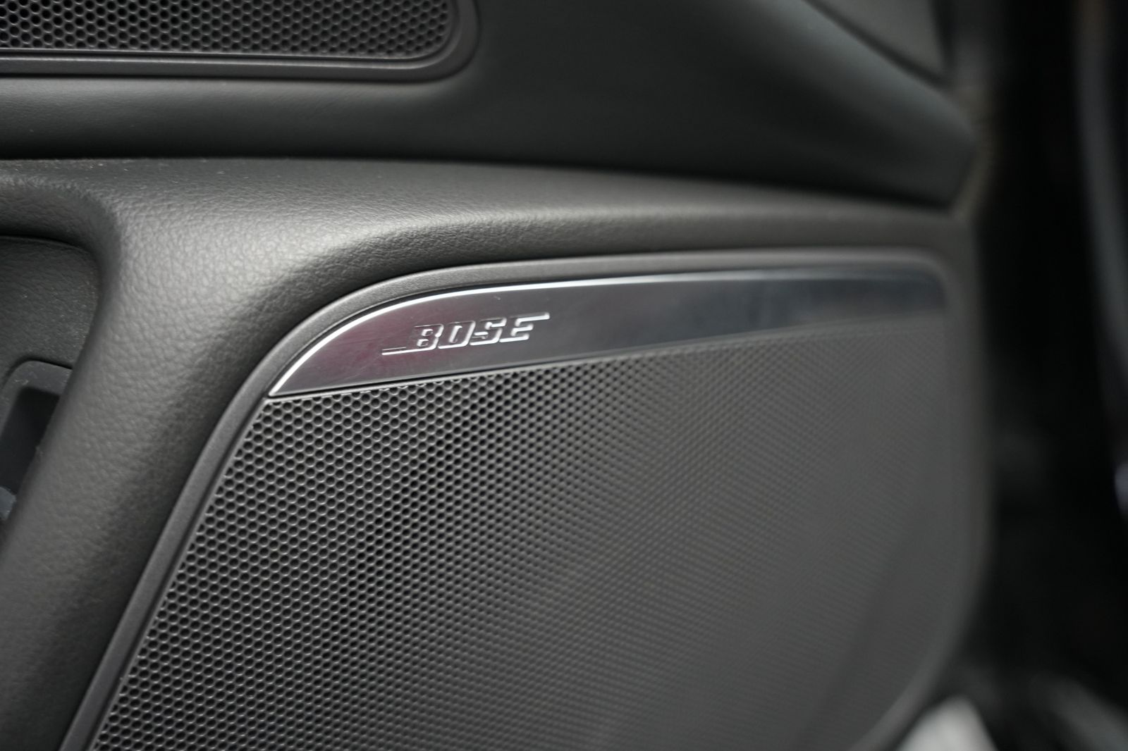 Fahrzeugabbildung Audi A6 3.0 TDI Competition *S-Line*BOSE*Kamera*SHZ