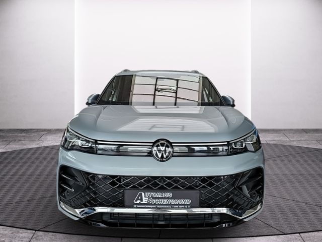 Fahrzeugabbildung Volkswagen Tiguan 1.5 eTSI DSG R-Line IQ.LIGHT STDHZ NAVI A