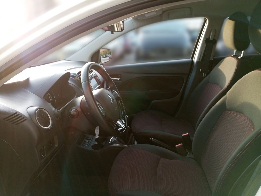 Fahrzeugabbildung Mitsubishi Space Star Spirit+ Black 1.2 Benziner 5-Gang