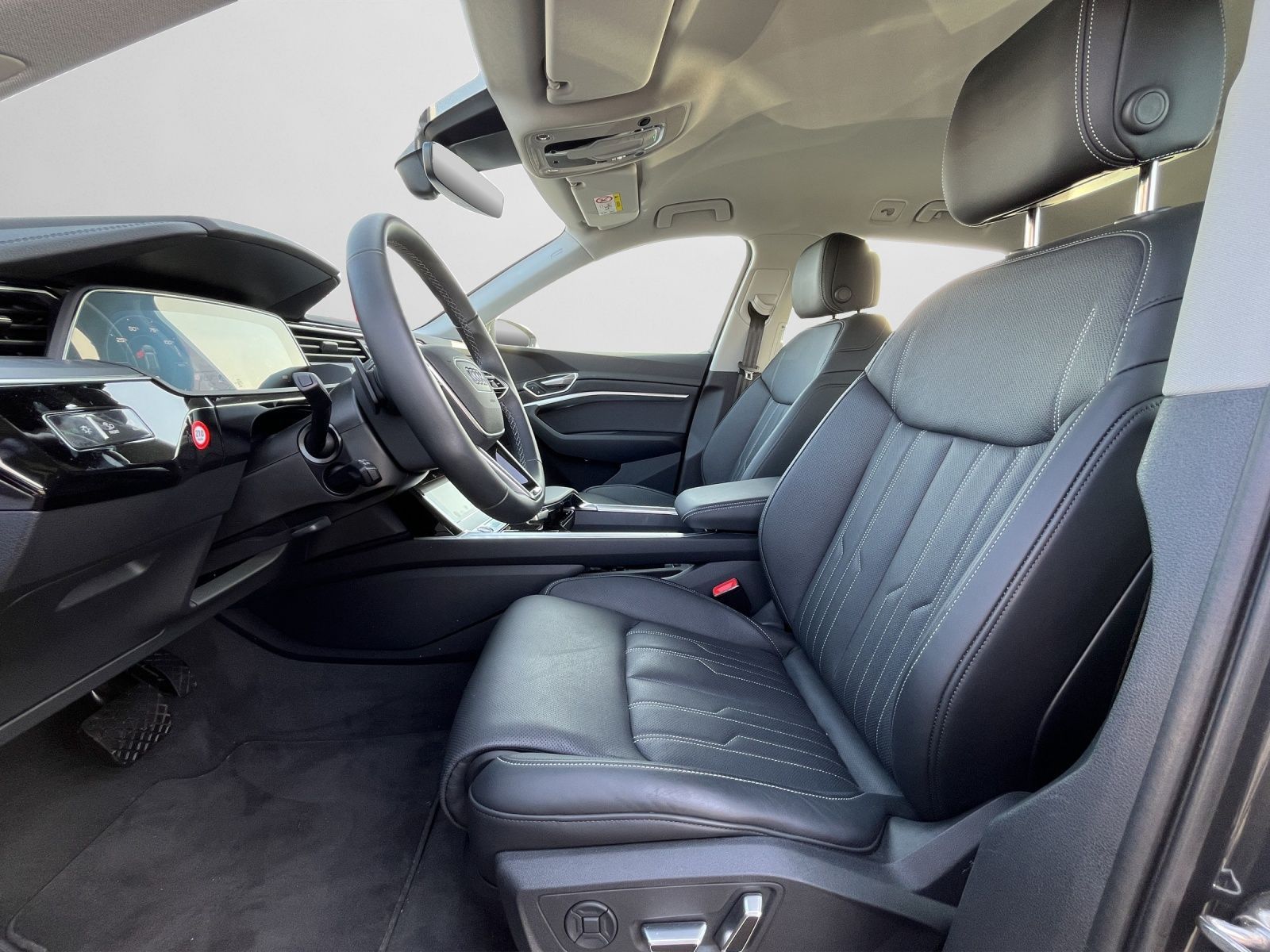 Audi Q8 e-tron - Bild 12