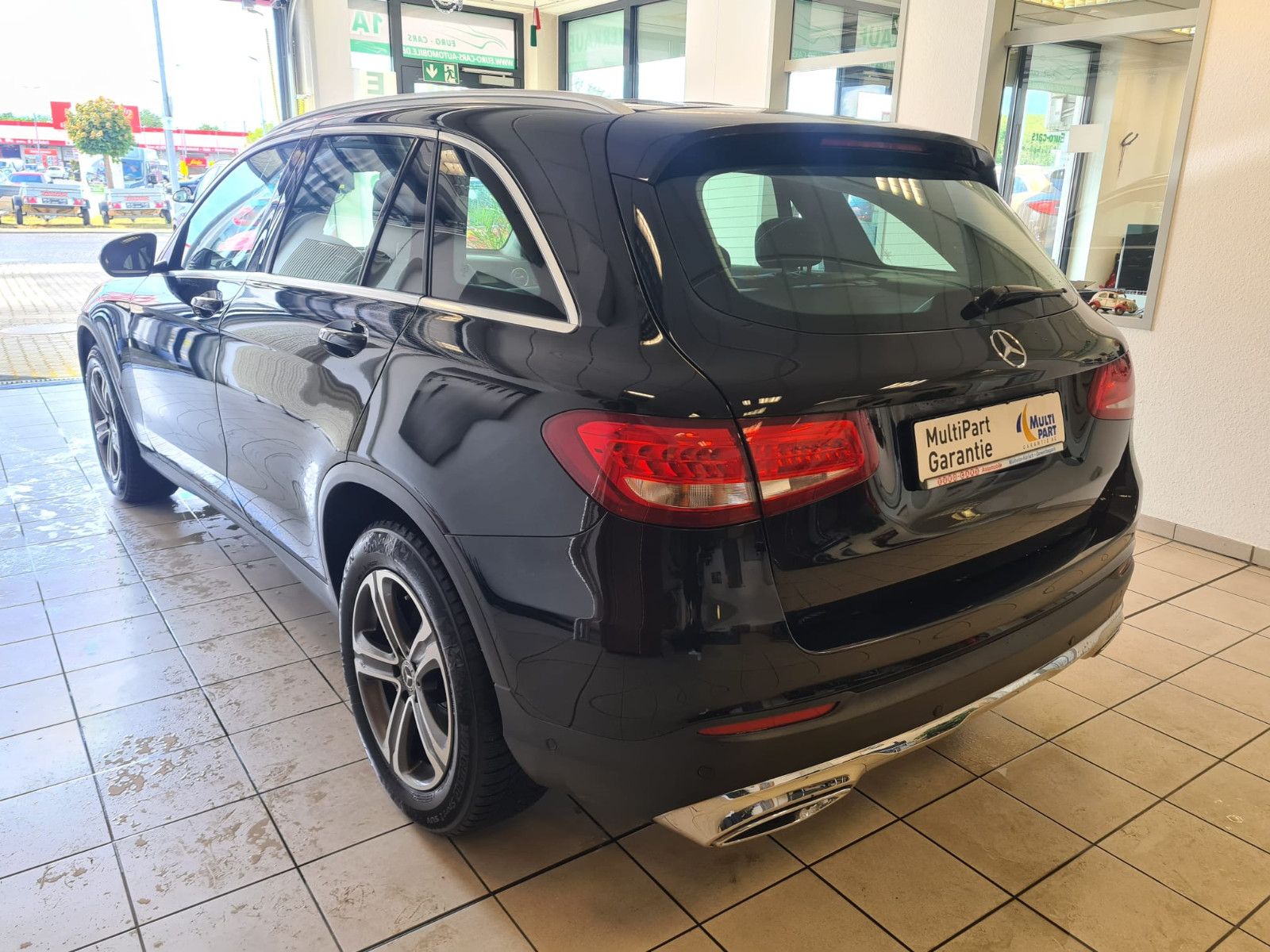 Fahrzeugabbildung Mercedes-Benz GLC 220 4Matic/LEDER/NAVI/SCHECKHEFT