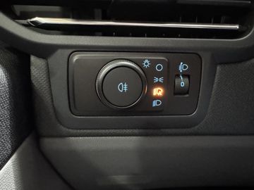 Ford Tourneo Custom 2.0 EcoBlue L1 Titanium