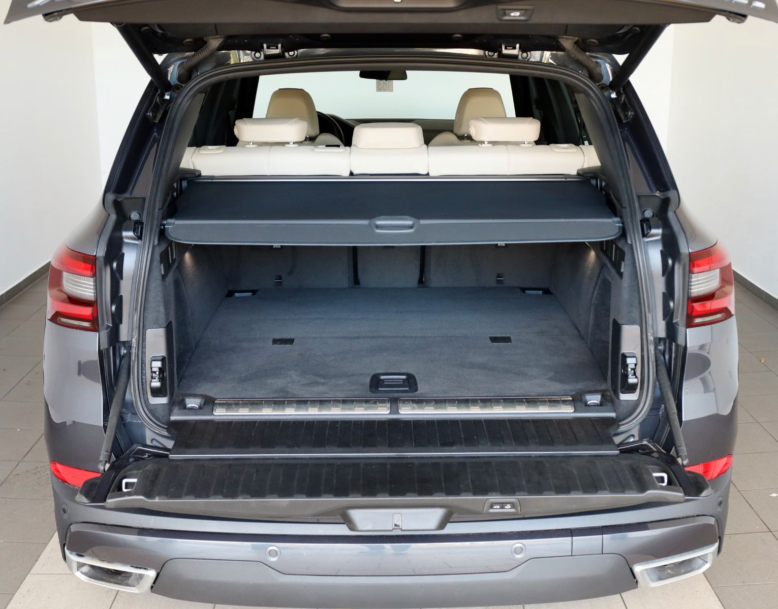 Fahrzeugabbildung BMW X5 xDrive 45e Leder,Navi,LED,Kamera,Kamera,ACC