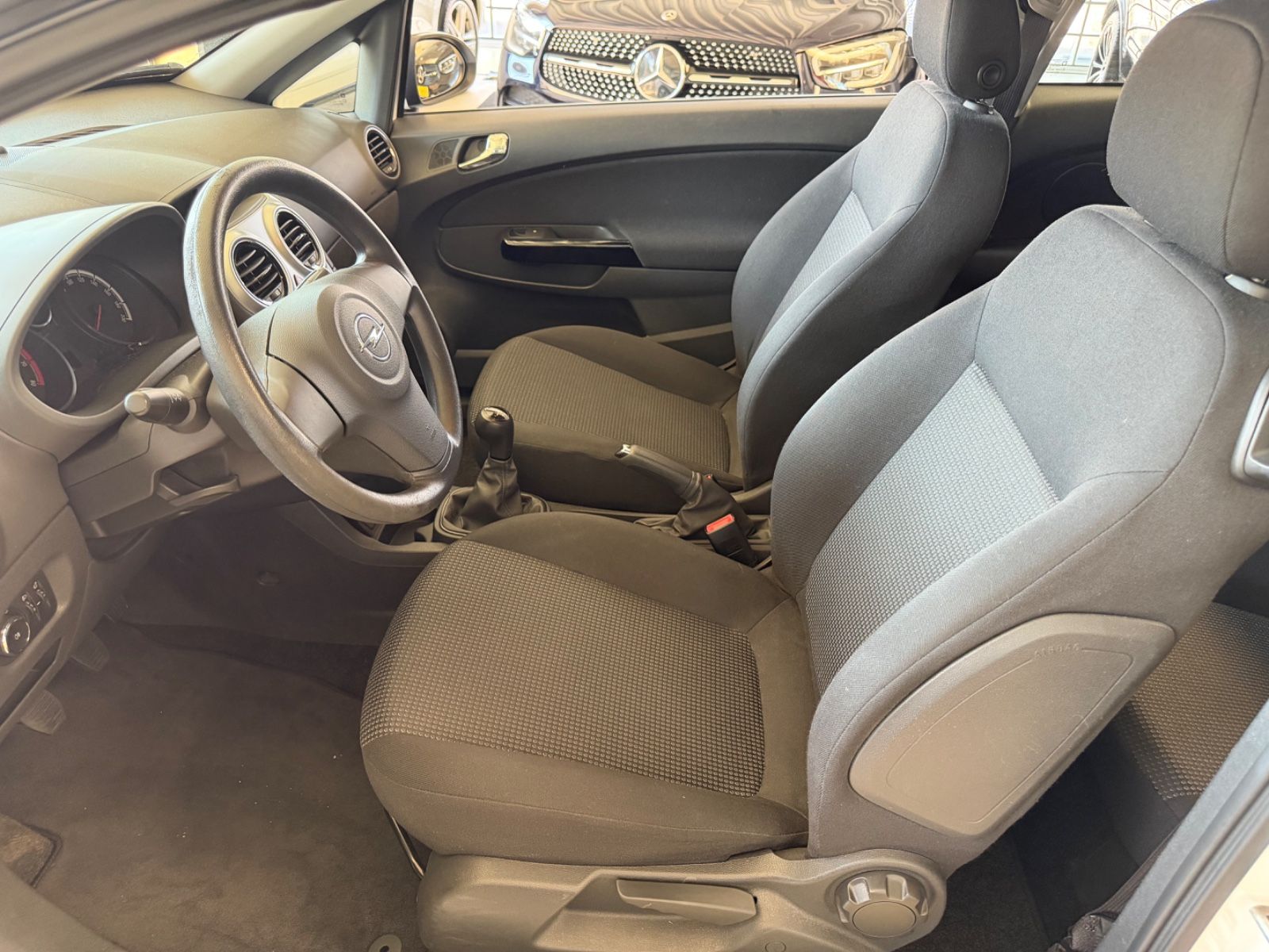 Fahrzeugabbildung Opel Corsa D Selection 1.4 *NUR 45.990KM*