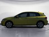 Volkswagen Golf 8 1.5 TSI DSG Life MATRIX/HuD/KAMERA/PANO/A - Volkswagen Golf mit Benzin-Antrieb: Limousine, 1.8
