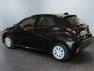 Toyota Yaris - 10