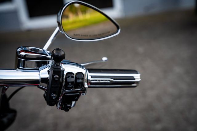 Fahrzeugabbildung Harley-Davidson CVO SOFTAIL CONVERTIBLE FLSTSE2 110 - KESSTECH -
