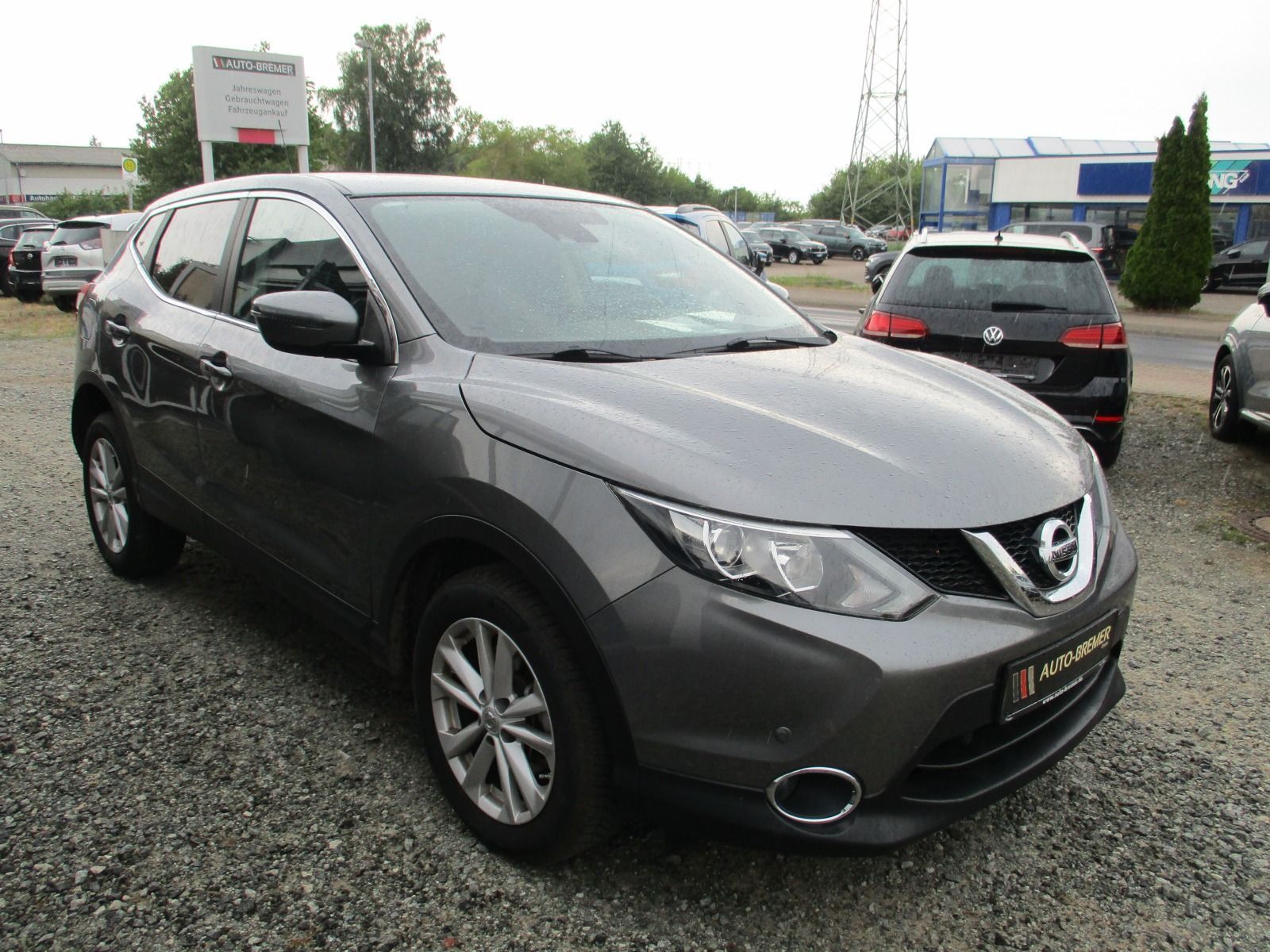 Fahrzeugabbildung Nissan Qashqai 1,2 DIG-T X-tronic Acenta Navi