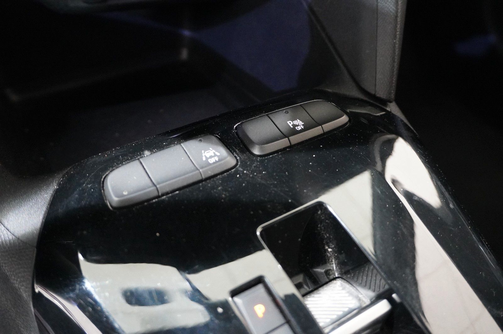 Fahrzeugabbildung Opel Corsa-e F GS SPORT 1-PHASIG NAVI/LED/KAMERA/DAB+