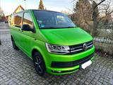 Volkswagen T6 Multivan grün foliert