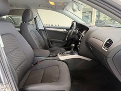 AUDI A4 Ambiente 1.HAND/AUTOMATIK/NAVI/SHZ/XENON/TRAU