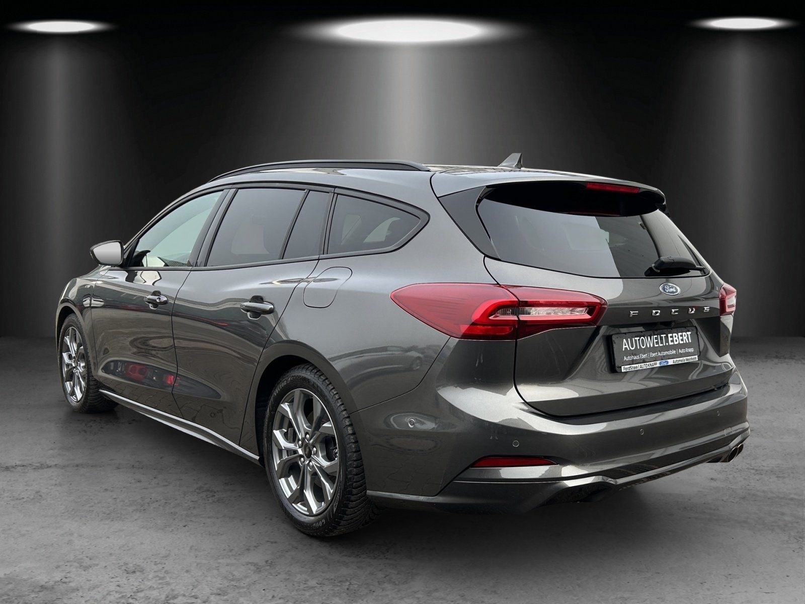 Fahrzeugabbildung Ford Focus 1.0 ST-Line X Aut./LED/ACC/KAMERA/NAVI/SHZ