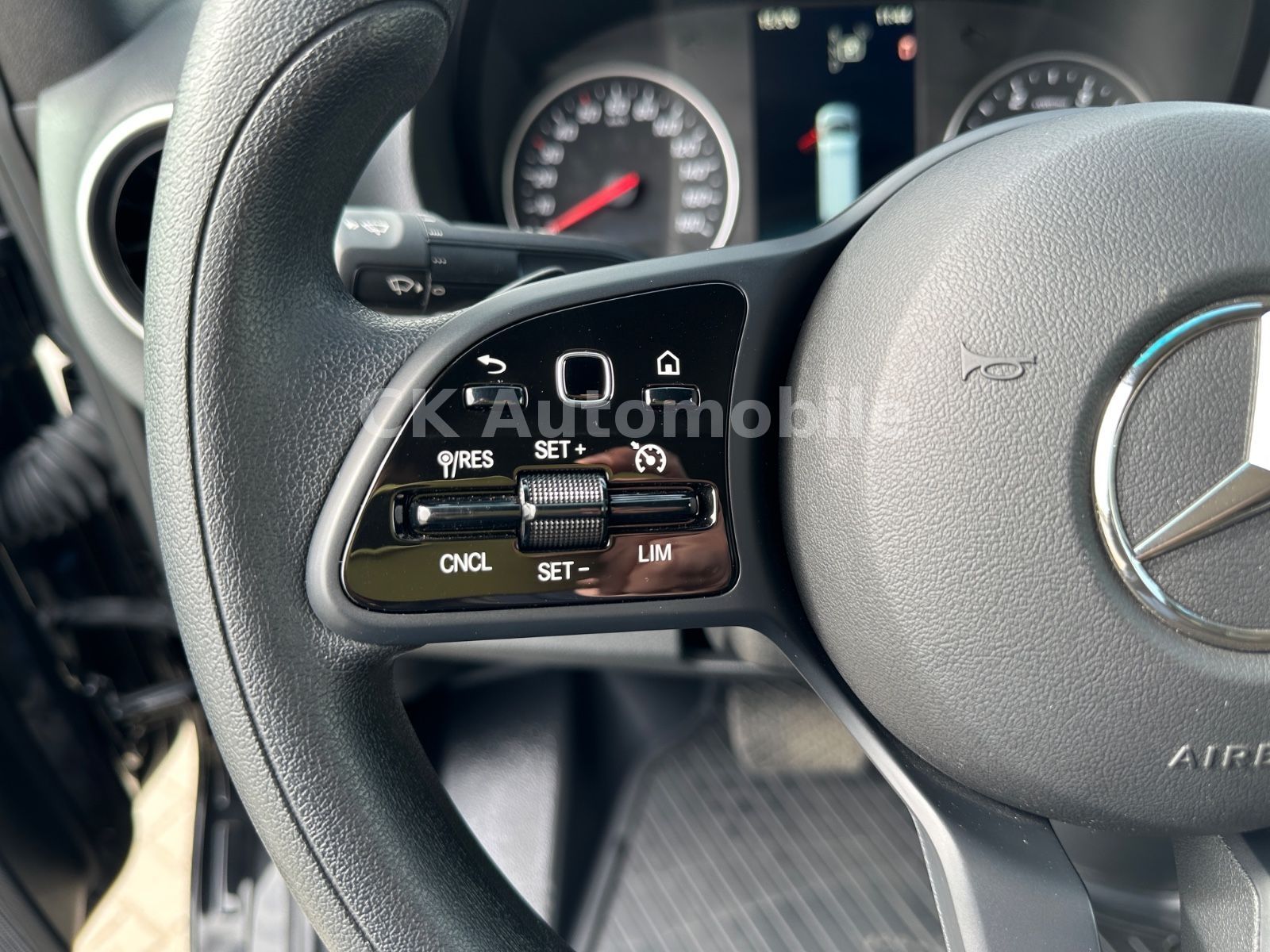 Fahrzeugabbildung Mercedes-Benz Sprinter III Kasten RWD 317 Autom./Maxi/Navi/Kam