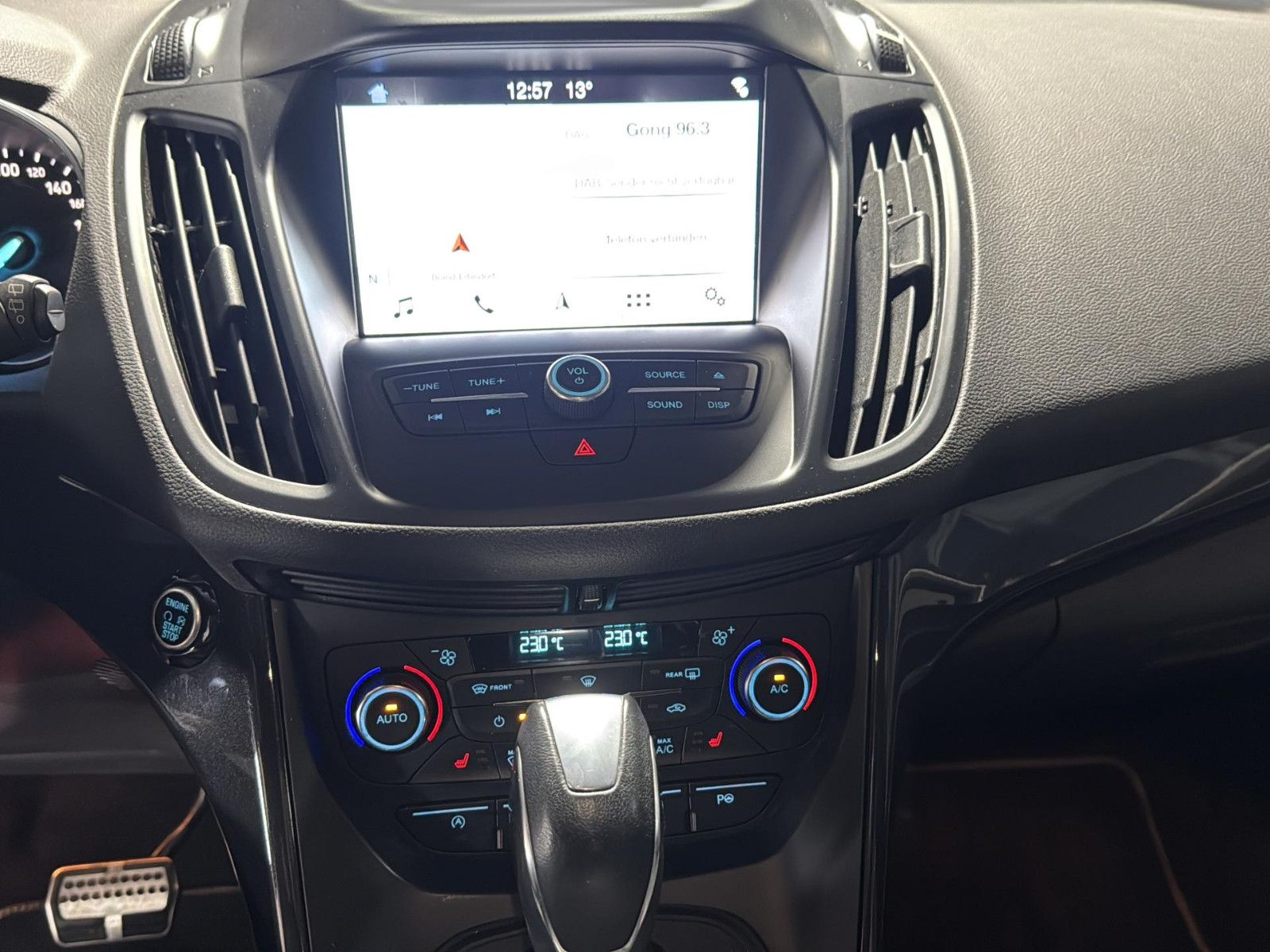 Fahrzeugabbildung Ford Kuga ST-Line/ unfallfrei