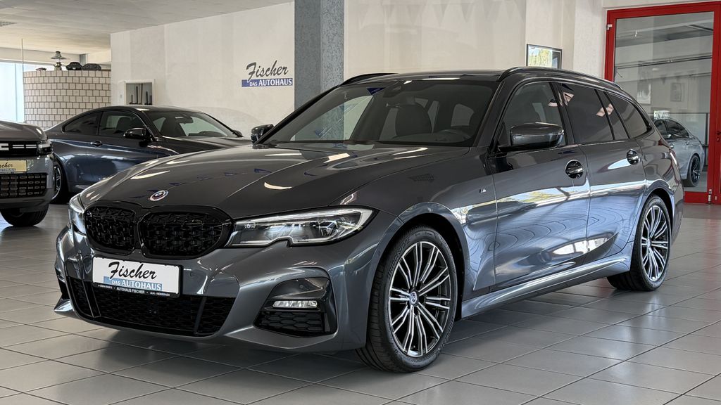 Image of BMW 320