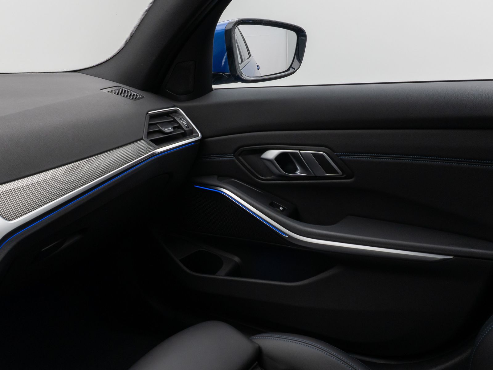 Fahrzeugabbildung BMW 330d M Sport HiFi DAB Stop&Go Fernlichtassist