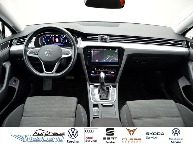 Fahrzeugabbildung Volkswagen Passat Var. Business 2.0l TDI 147kW DSG LED Navi