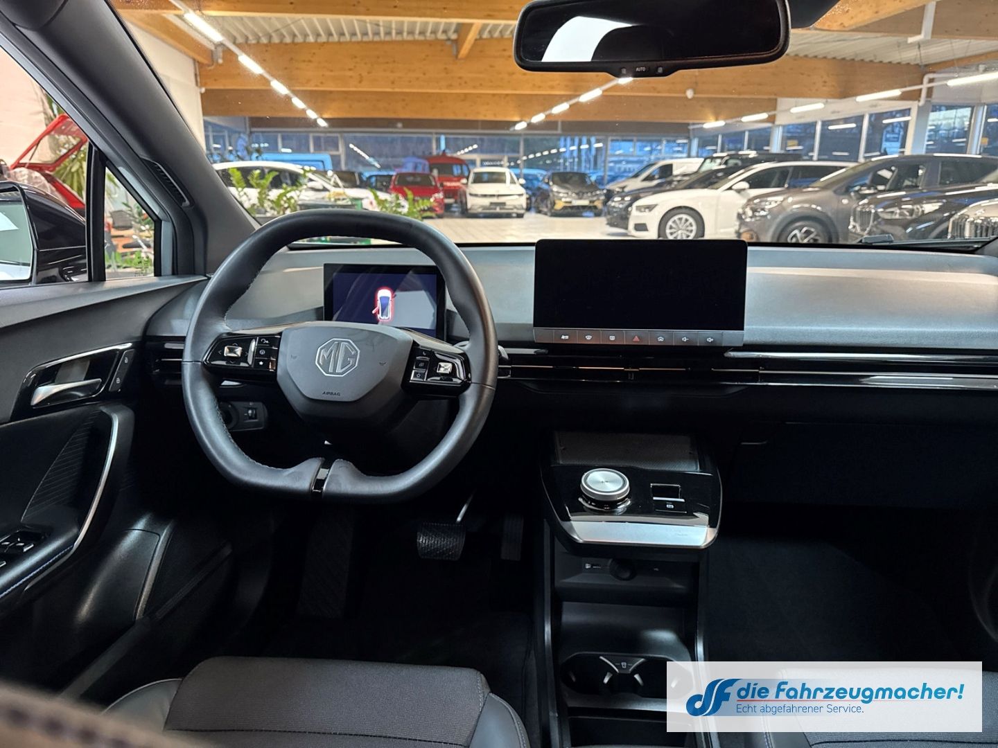 Fahrzeugabbildung MG MG4 Luxury Digitales Cockpit 360 Kamera LED ACC