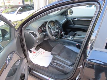 Audi Q7 - 7