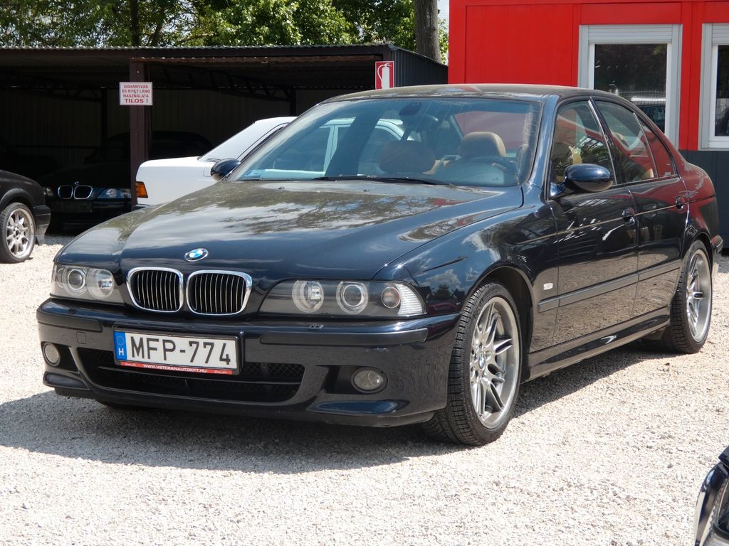 BMW M5