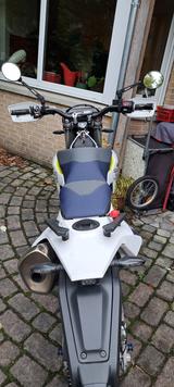 Husqvarna 701  - HUSQVARNA ENDURO 701