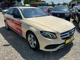 Mercedes-Benz E 220  TAXI*EINSATZBERREIT*FISKAL+TAXAMETER*TOP - Mercedes-Benz E-Klasse: Taxi
