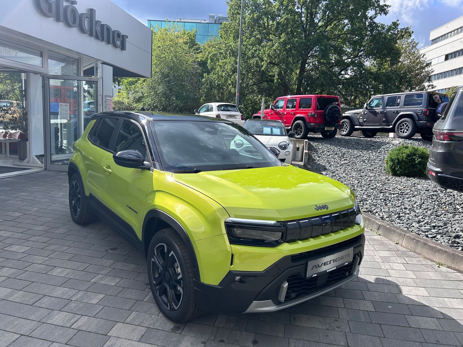 Jeep Avenger Summit  Electric imagem 2