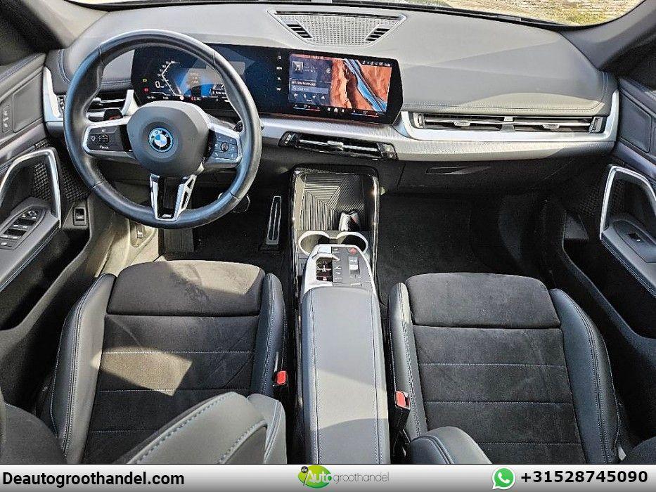 BMW iX1 eDrive20 67 kWh M Sport imagem 3
