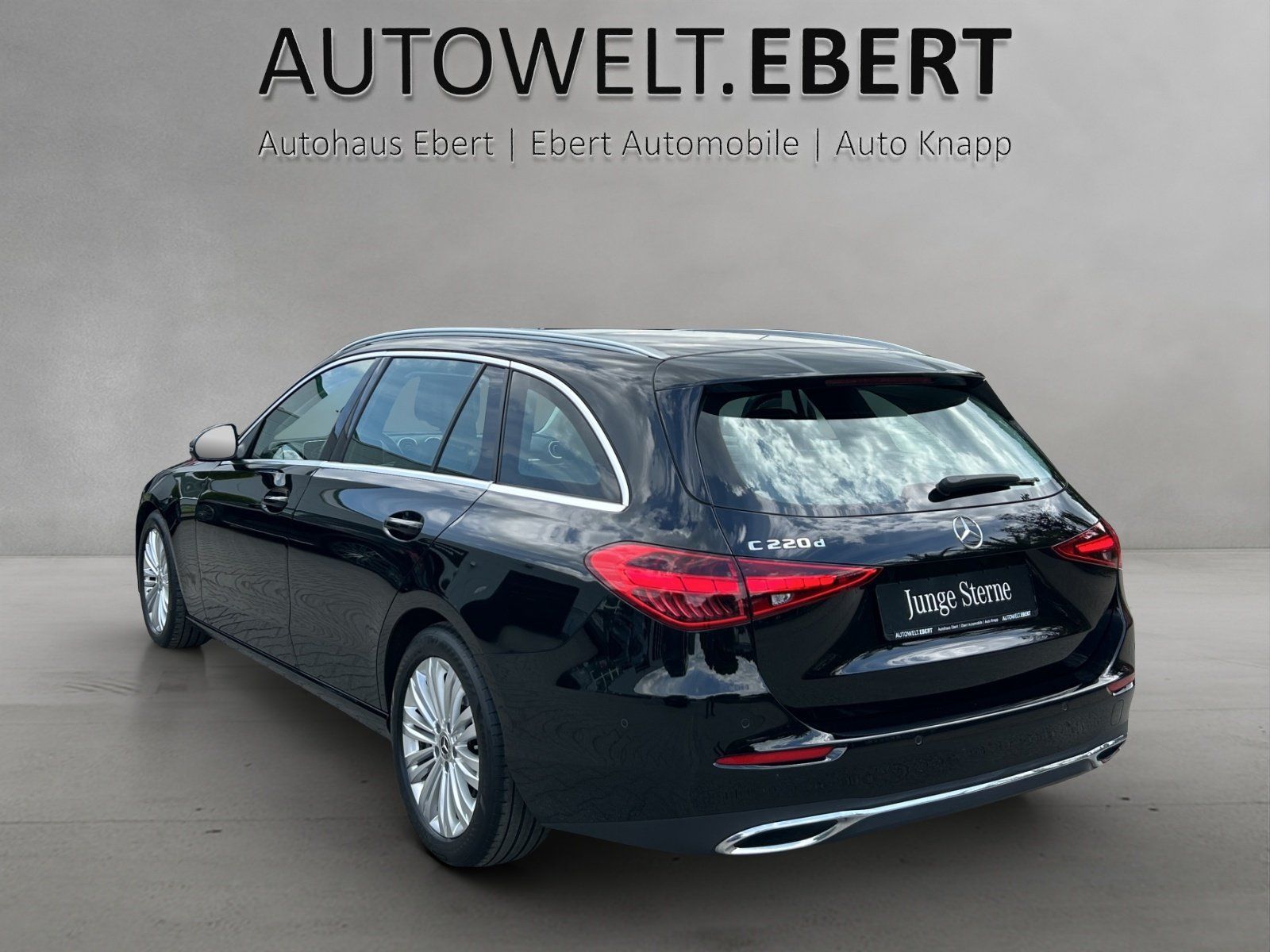 Fahrzeugabbildung Mercedes-Benz C 220 d T 9G Avantg DISTRO Busin AHK DigiLED HUD