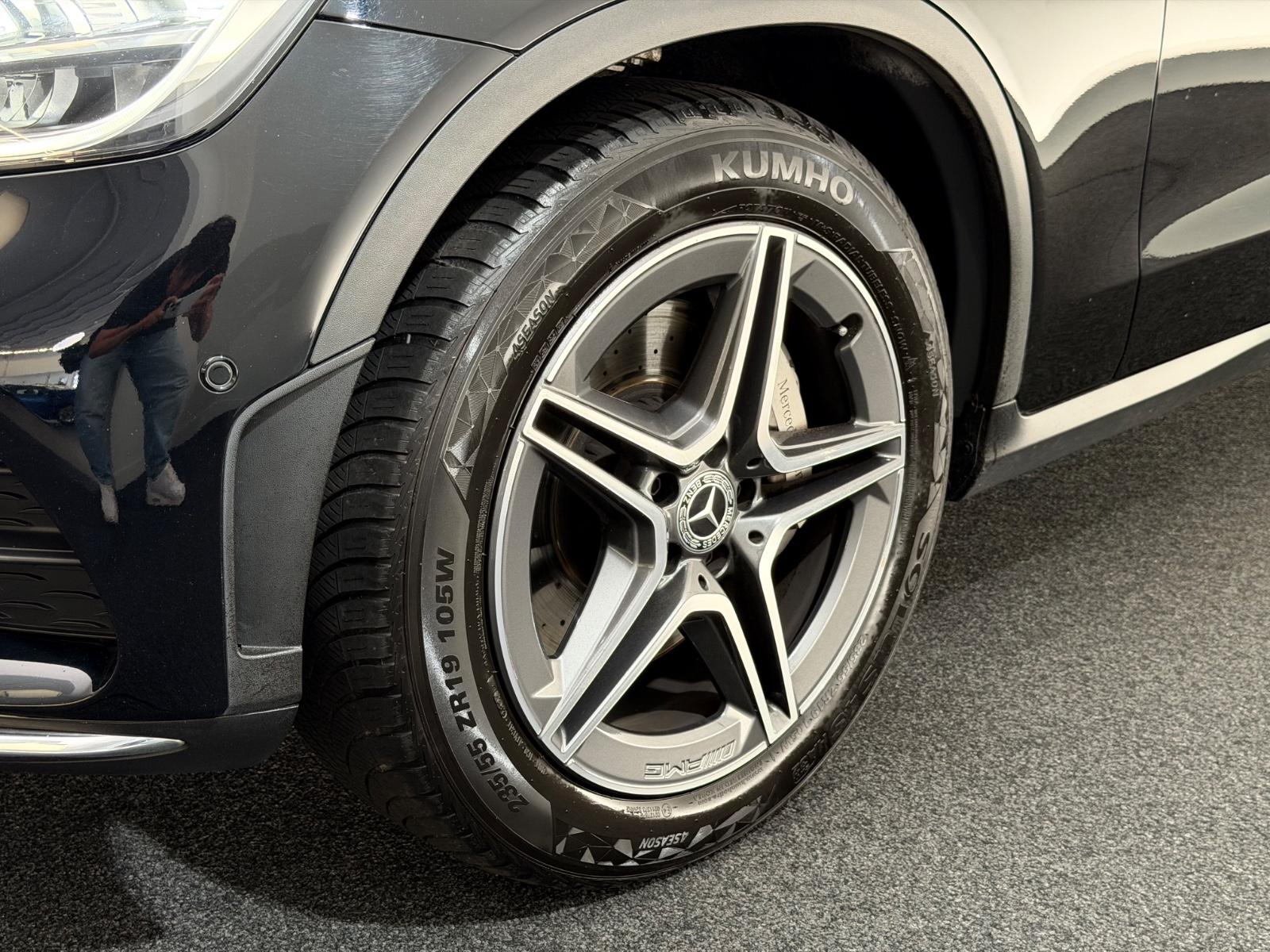 Mercedes-Benz GLC 300d 4Ma.*AMG LINE*LED-AHK-R.KAM-MBUX-TEMPO