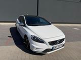Volvo V40 D4 R-Design R-Design - gebrauchte Volvo V40 aus dem Jahr 2013