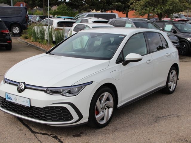 Volkswagen Golf VIII GTE KLIMA NAVI ALU