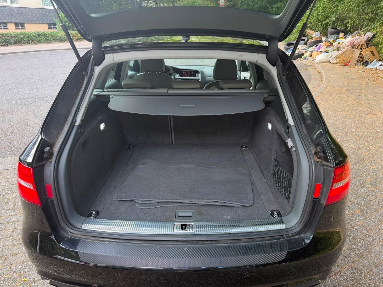 Audi A4 2012 — photo 15