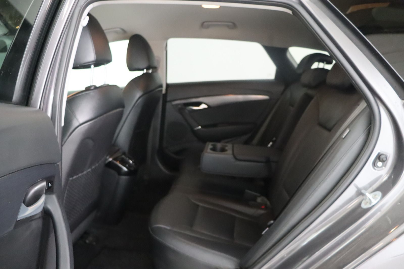 Fahrzeugabbildung Hyundai i40 FL 1.6 CRDi Space Plus * Sitzhzg./-lüftung