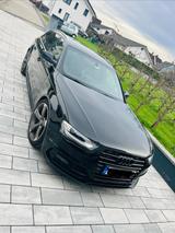 Audi A4 2.0 TDI Sline Avant Schkhft TOP ZUSTAND - Audi A4: Kombi, Sline