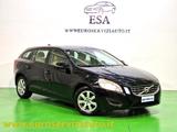 Volvo VOLVO V60 T3 Powershift Kinetic - Volvo V60 Kinetic mit Benzin-Antrieb