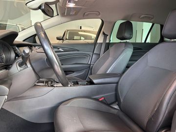 Opel Insignia - 8