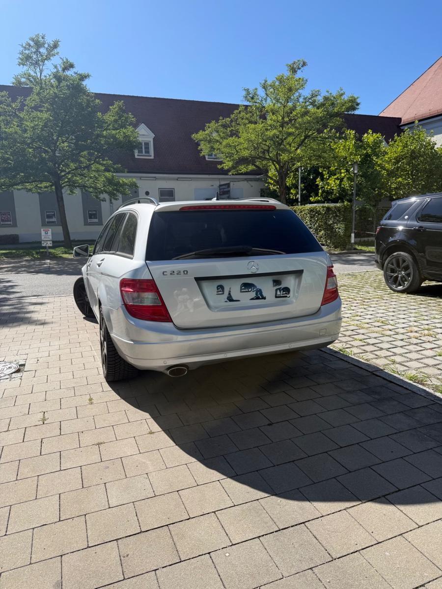 Mercedes-Benz C220, 2010
