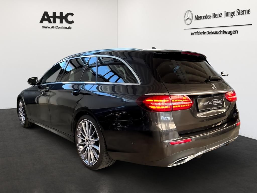 Fahrzeugabbildung Mercedes-Benz E 220 d T AMG AHK ACC 360° LED Burmester Memory