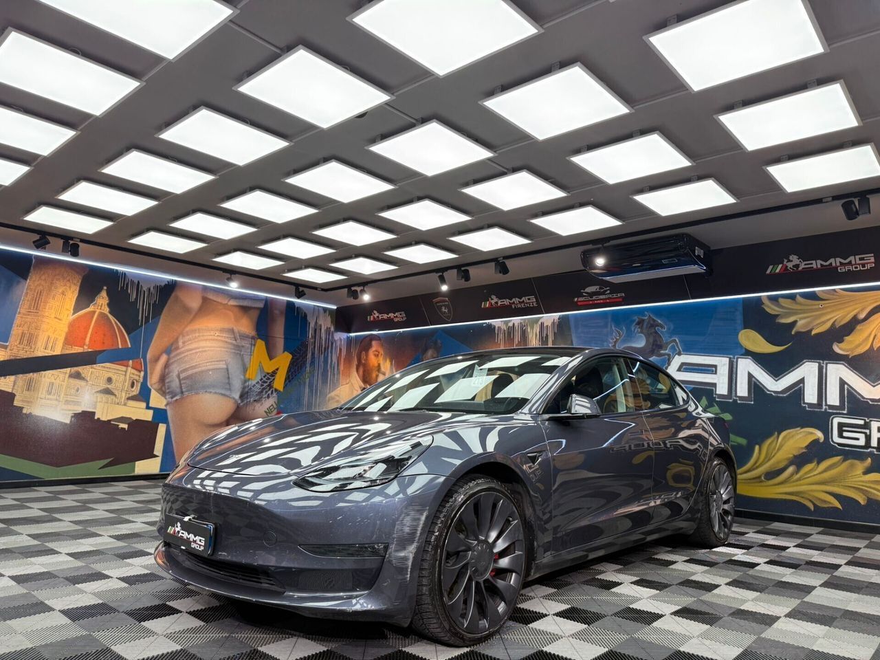 TESLA Model 3