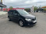 Volkswagen Touran CrossTouran*DSG*7-Sitzer*isofix*Display* - Volkswagen: Crosstouran