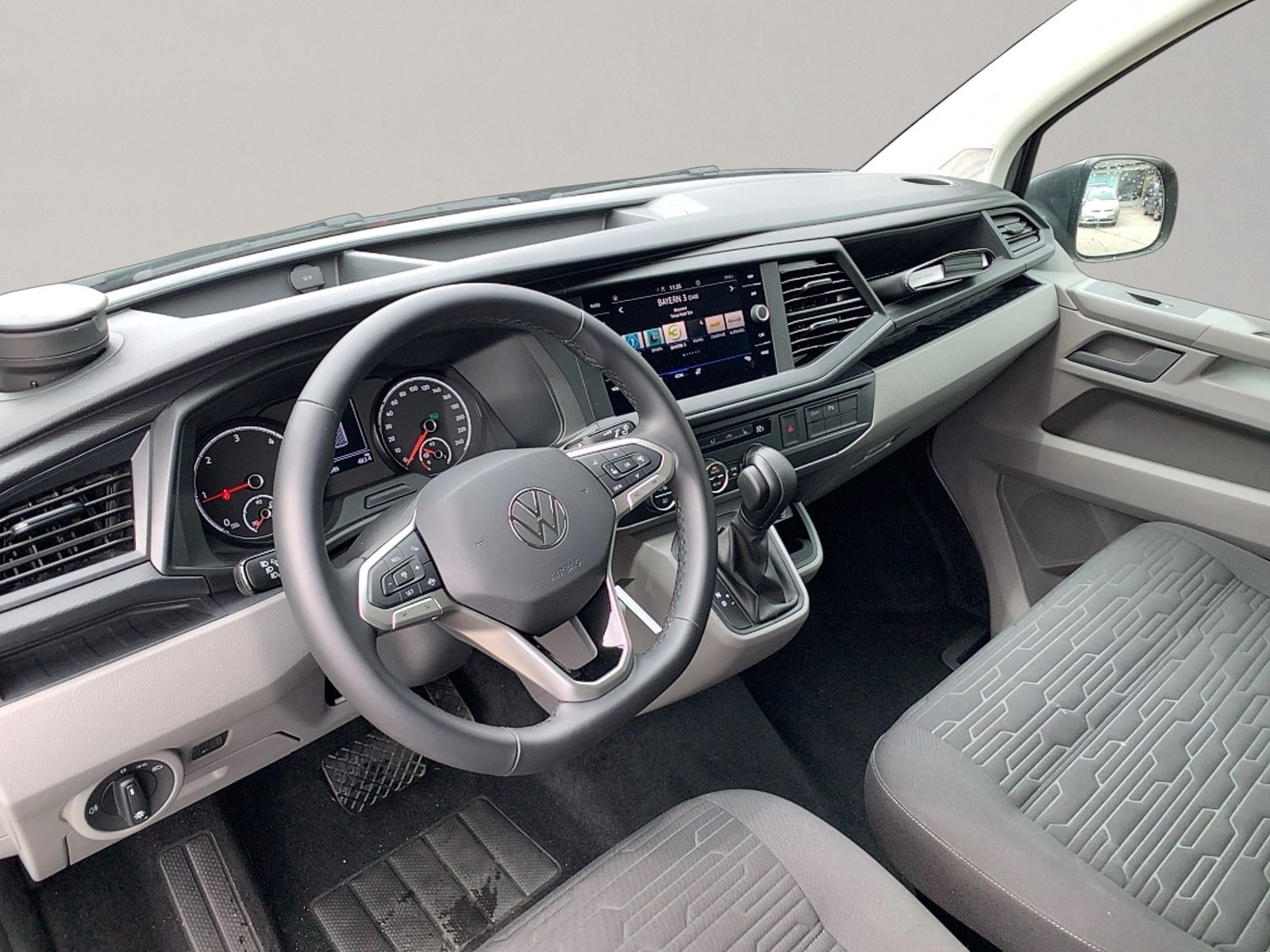 T6.1 Caravelle Comfortline lang 2.0 TDI, AHK, Na