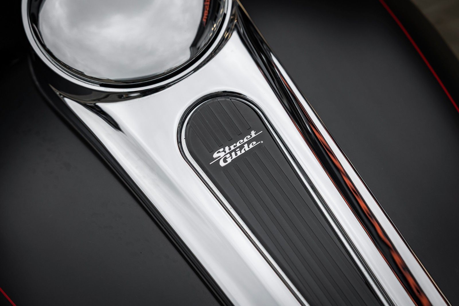 Fahrzeugabbildung Harley-Davidson FLHX Street Glide 103 cui - Jekill & Hyde -