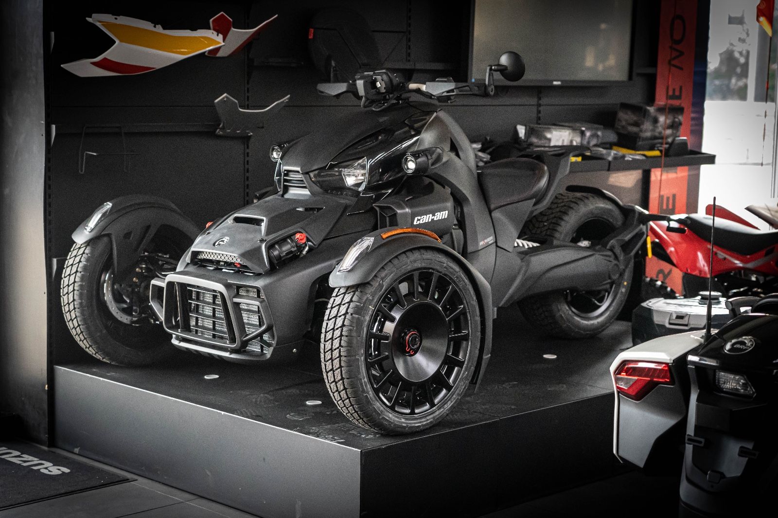 Fahrzeugabbildung Can Am Ryker Rally  900  Black Edition