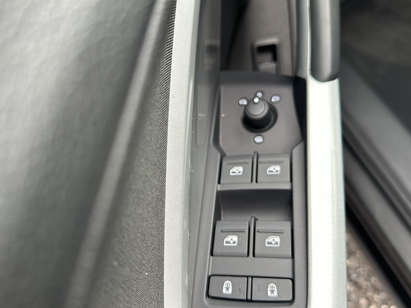 Audi Q3 35TDI quattro S-tr. VIRTUAL+LED+SHZ+PDC+CarPl, миниатюра 10