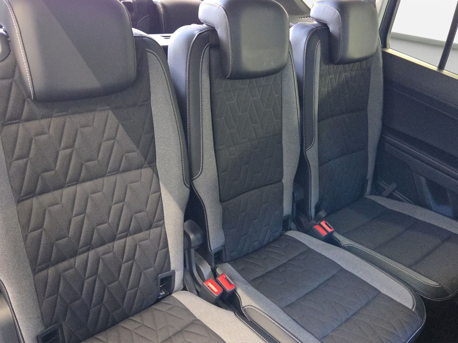 Volkswagen Touran - Bild 17