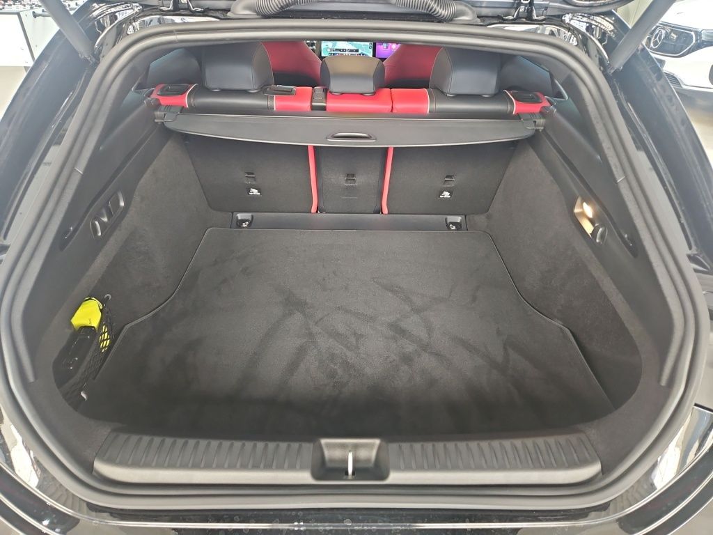 Fahrzeugabbildung Mercedes-Benz CLA 250+ SB Night+Winter+MultiLED+Superscreen+36