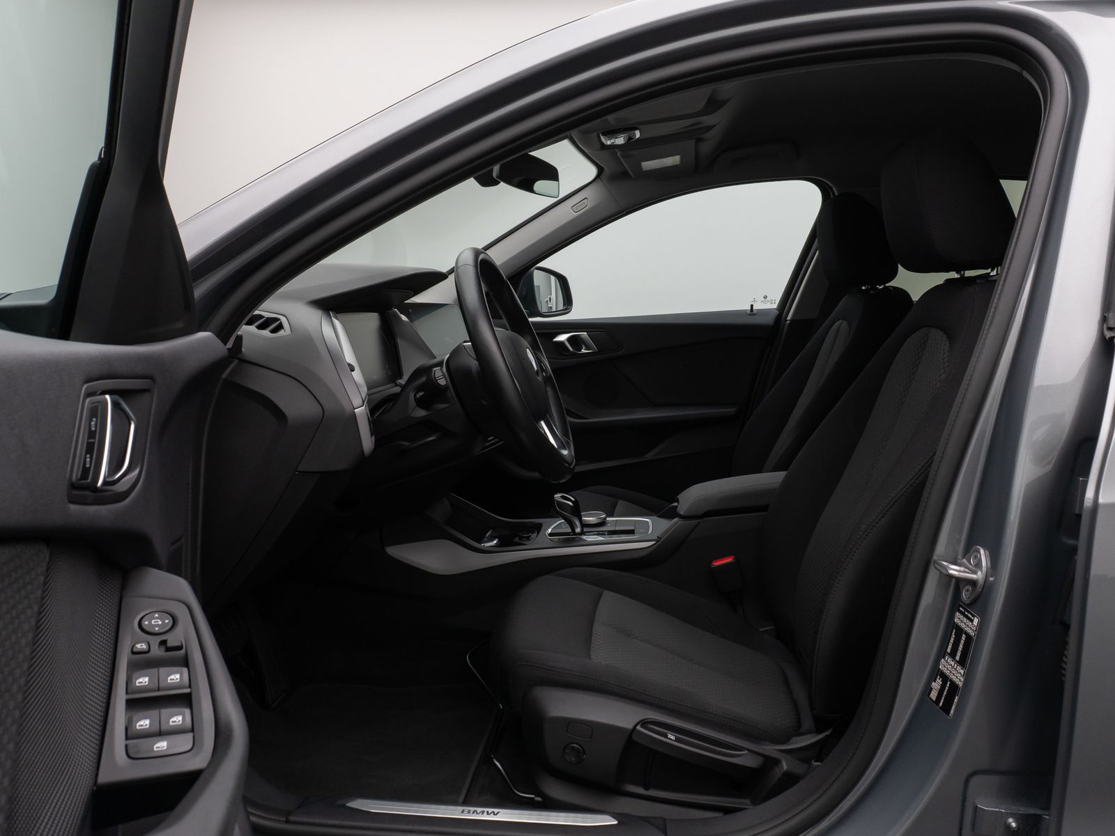 Fahrzeugabbildung BMW 118i Kamera DAB Lordos CockPitPro Lenkrhzg LED